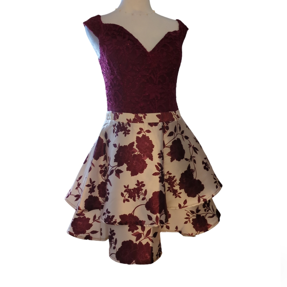 B Darlin mini dress size 9/10  wine color homecoming dress